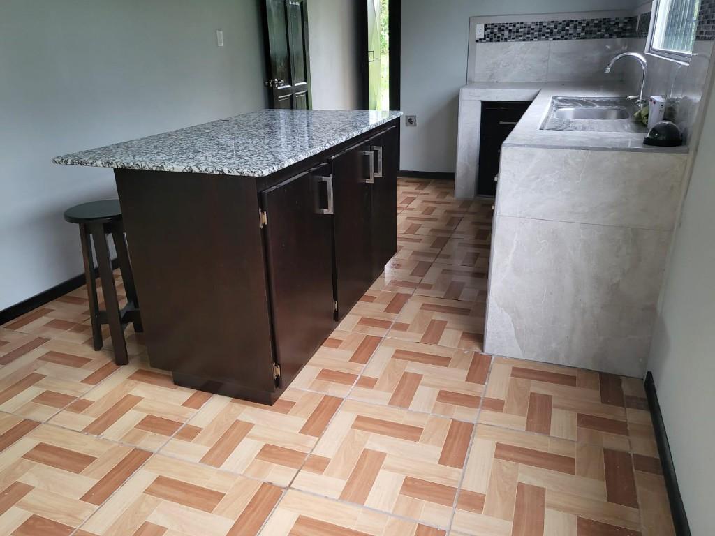 BELLÍSIMA PROPIEDAD Y CASA EN SARAPIQUÍ, HEREDIA. en Sarapiquí - Imagen 11