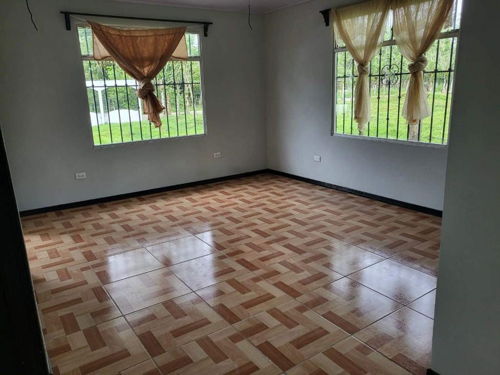 BELLÍSIMA PROPIEDAD Y CASA EN SARAPIQUÍ, HEREDIA. en Sarapiquí - Imagen 13
