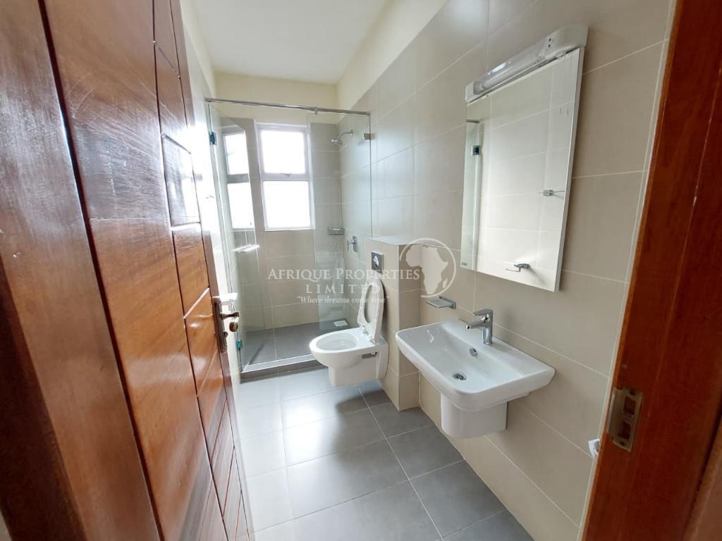 4 Bedroom Fully Furnished Villa+SQ For Rent In Runda, Nairobi. in Kenya - Image 12