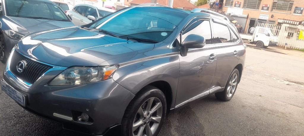 Pre-owned 2012 Lexus RX-350 V6 3.0 Engine Capacity 4X4 with Aut in Katlehong - Image 4