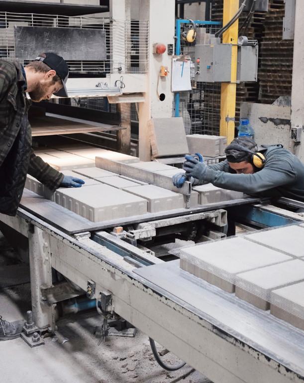 Manufacturing Maintenance Technician in United States - Image 2