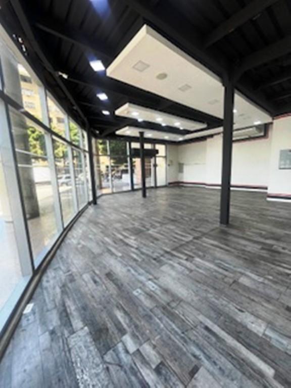 LOCAL COMERCIAL - LOS DOS CAMINOS - 182 Mts2 en Caraballeda - Imagen 4