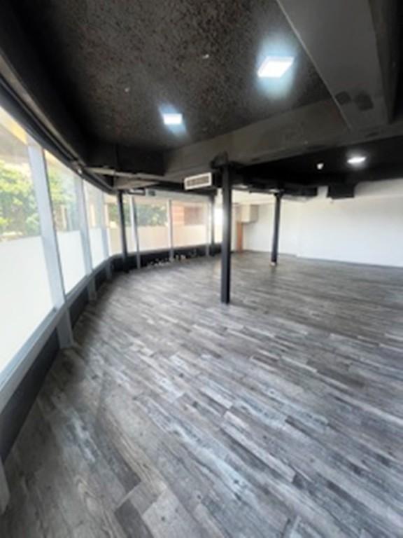 LOCAL COMERCIAL - LOS DOS CAMINOS 181 Mts2 en Venezuela - Imagen 7