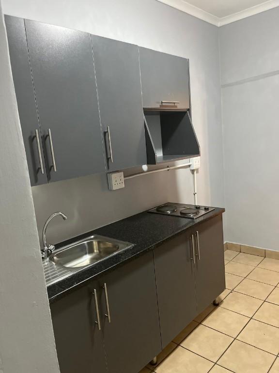 STUDENT ACCOMMODATION ADVERTISING in Roodepoort - Image 2