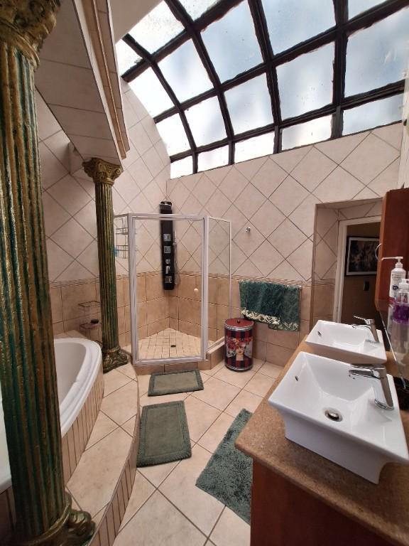House For Sale in Middelburg Mpumalanga in Middelburg - Image 3