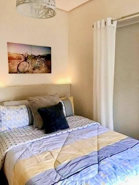 FURNISHED 1 BEDROOM CONDO FOR RENT THE COURTYARDS AT BANAWA in Consolacion - Image 8
