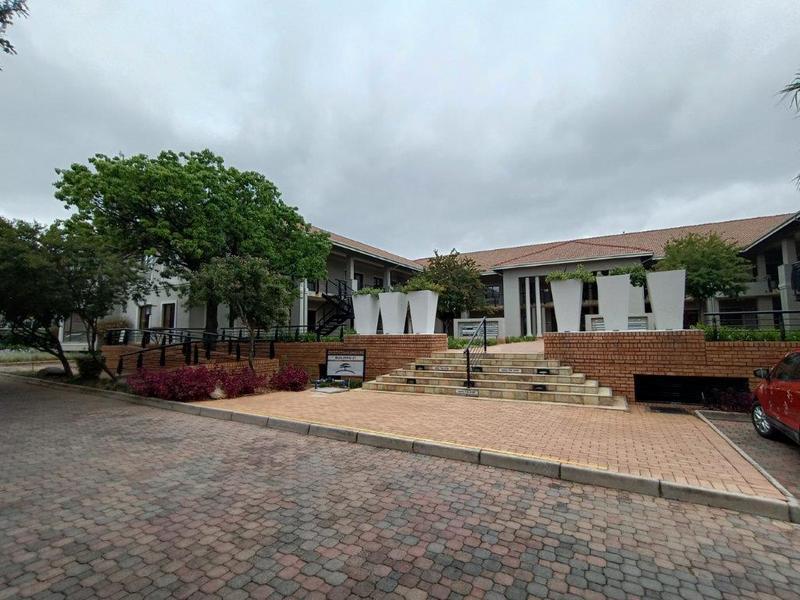 Commercial 2030-ref-18149 for Rent in Vorna Valley, Midrand in Tembisa - Image 1