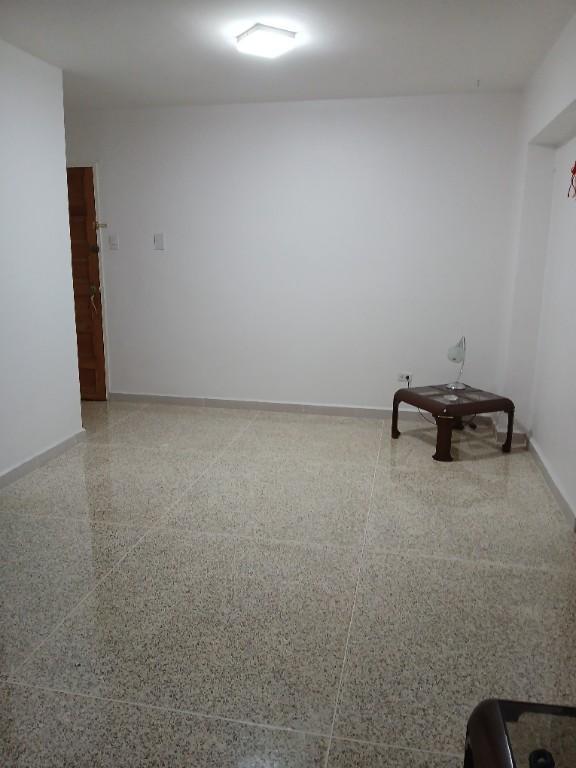 APARTAMENTO - LA CANDELARIA - 72 Mts2 en Caraballeda - Imagen 4