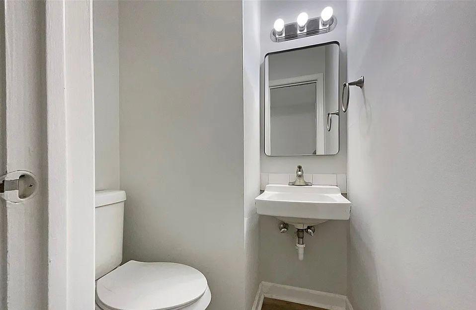 AMAZING 3BED 2BATH FOR RENT in Charlotte - Image 7