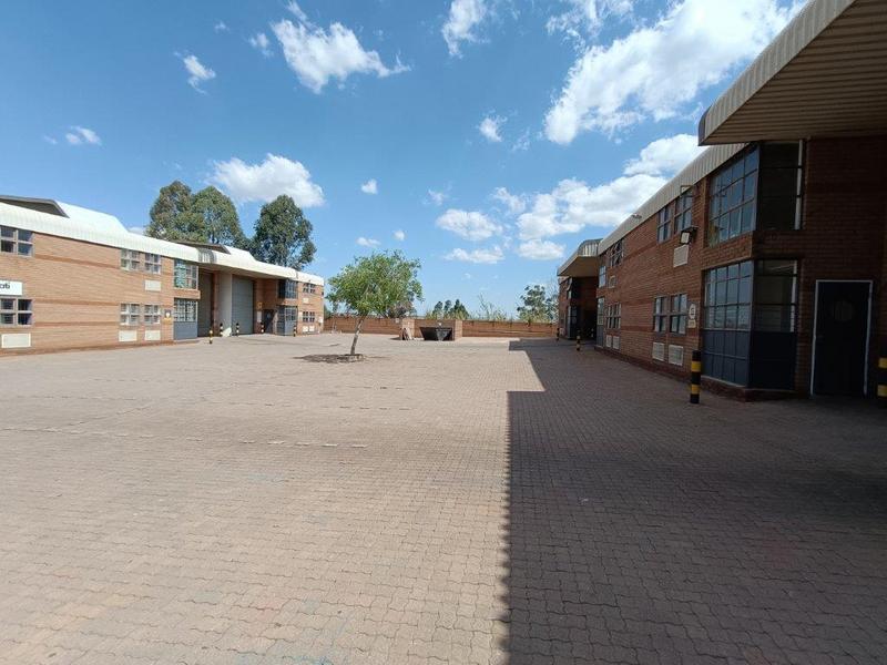 Industrial 2030-ref-18171 for Rent in Stormill, Roodepoort in Randburg - Image 1