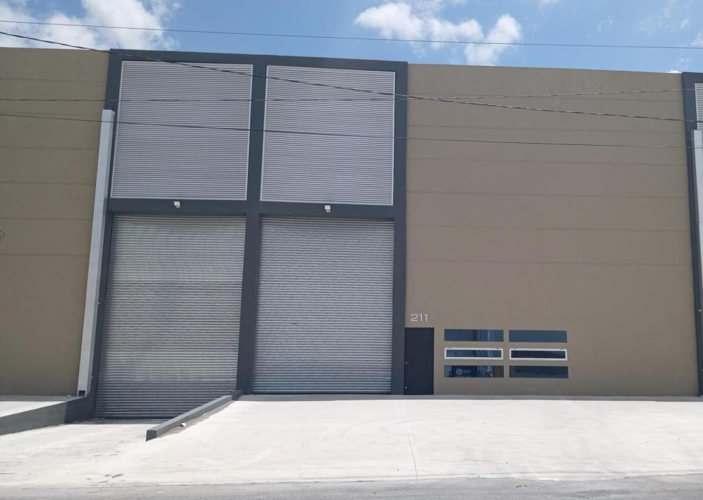 BODEGA INDUSTRIAL EN RENTA EN SANTA CATARINA en Monterrey (MTY) - Imagen 1