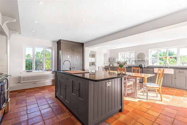 Friston, Aldeburgh Road, Saxmundham, 5 Bedroom Detached in Felixstowe - Image 1