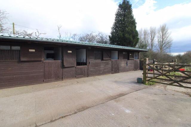 Red Tree Stables, Nutt Lane, Land For Sale in Prestwich - Image 1
