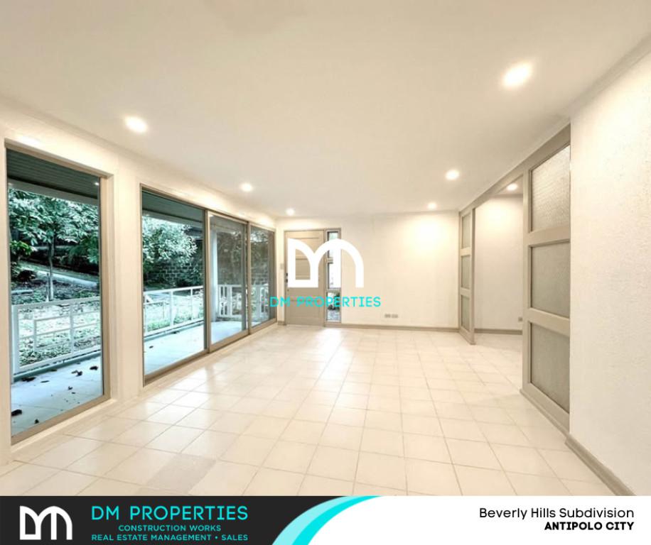 For Lease/Rent Newly Renovated House and Lot in Beverly Hills in Taguig - Image 1