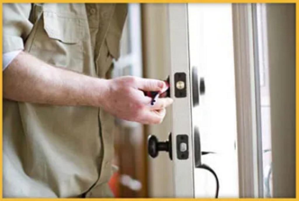 Security Locksmith Services in West Palm Beach - Image 1