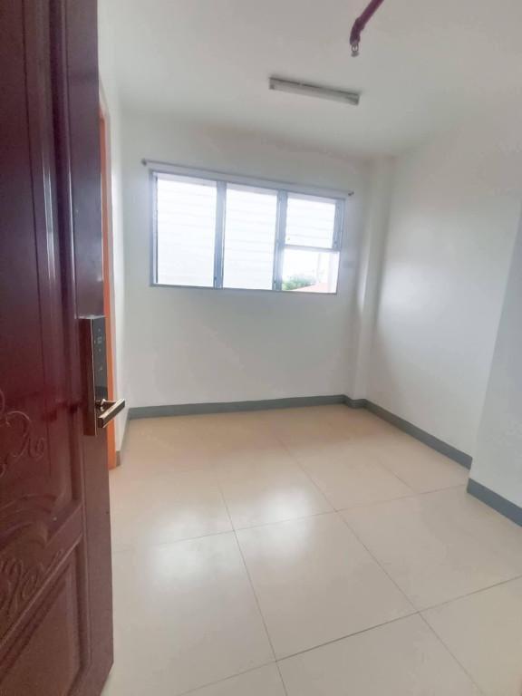 9.5K Studio Building Apartment For Rent in Punta Princesa Cebu in Consolacion - Image 2