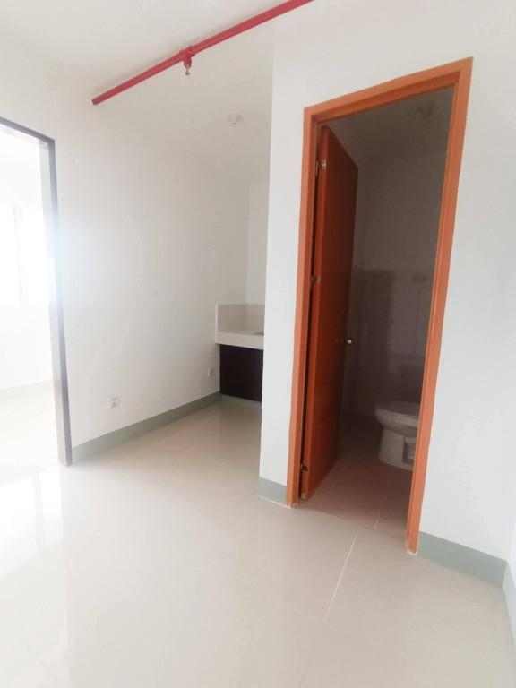 9.5K Studio Building Apartment For Rent in Punta Princesa Cebu in Consolacion - Image 4