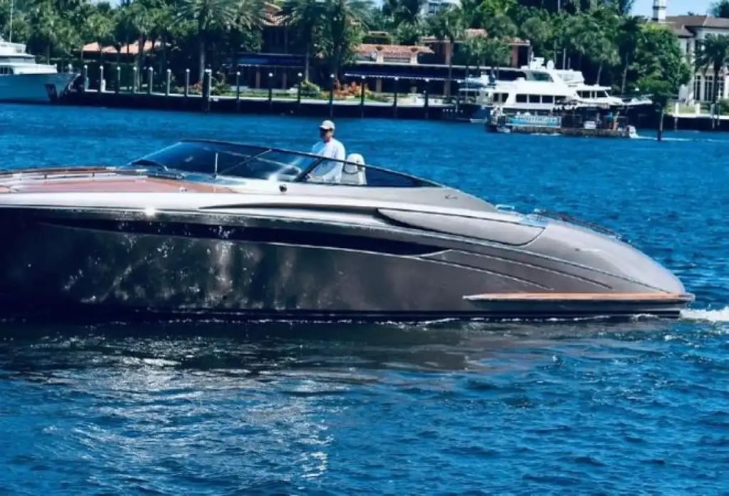 Power Riva44 Rivarama for sale in Sunrise - Image 1