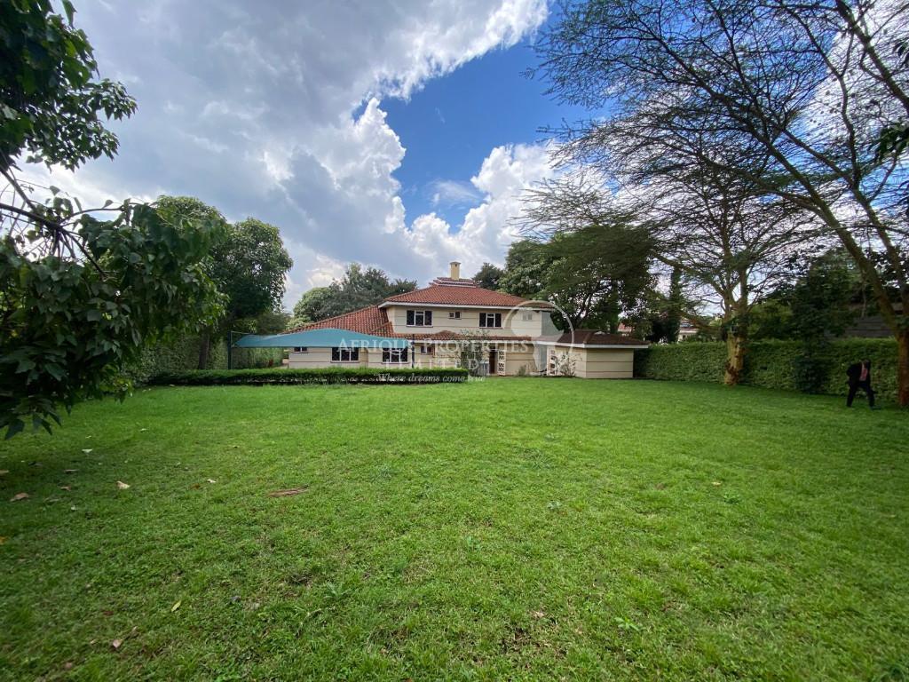 4 Bedroom All Ensuite+DSQ Spacious House For Sale In Runda. in Kenya - Image 16