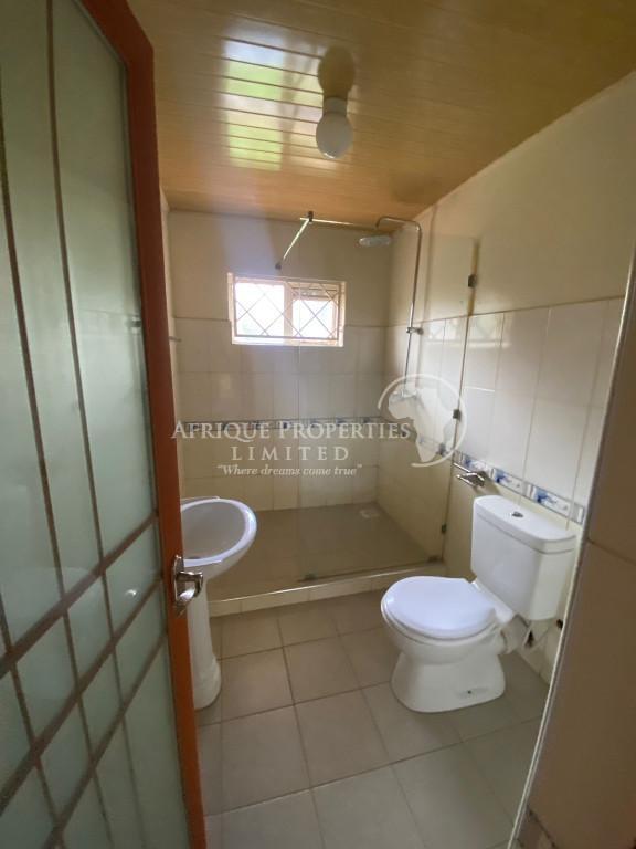 4 Bedroom All Ensuite+DSQ Spacious House For Sale In Runda. in Kenya - Image 15