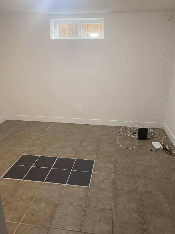 1 Large Bedroom suite in House in New Westminster - Image 6