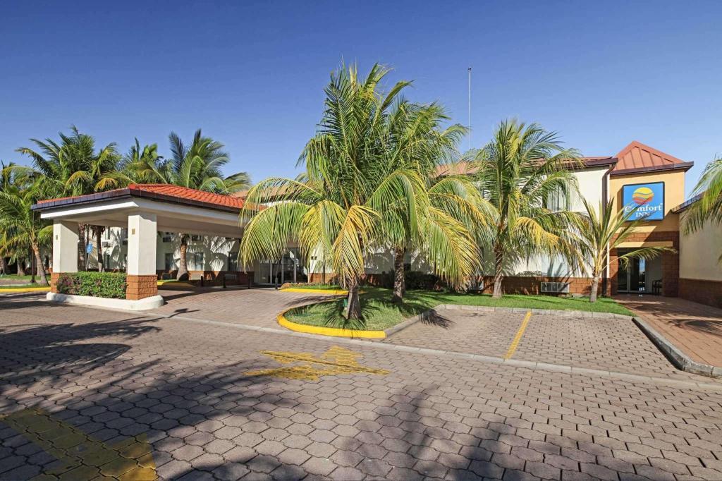 Comfort Inn Real La Union en El Salvador - Imagen 1