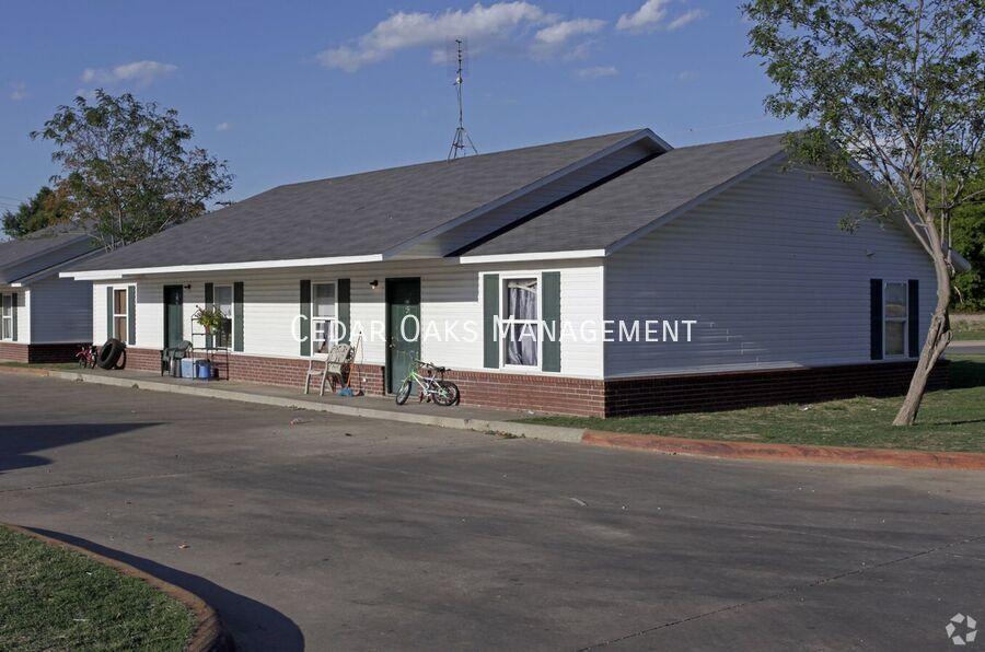 MOVE IN PROMOTION (Up to 1/2 Off FIRST MONTHS RENT UPON … in Fayetteville - Image 1