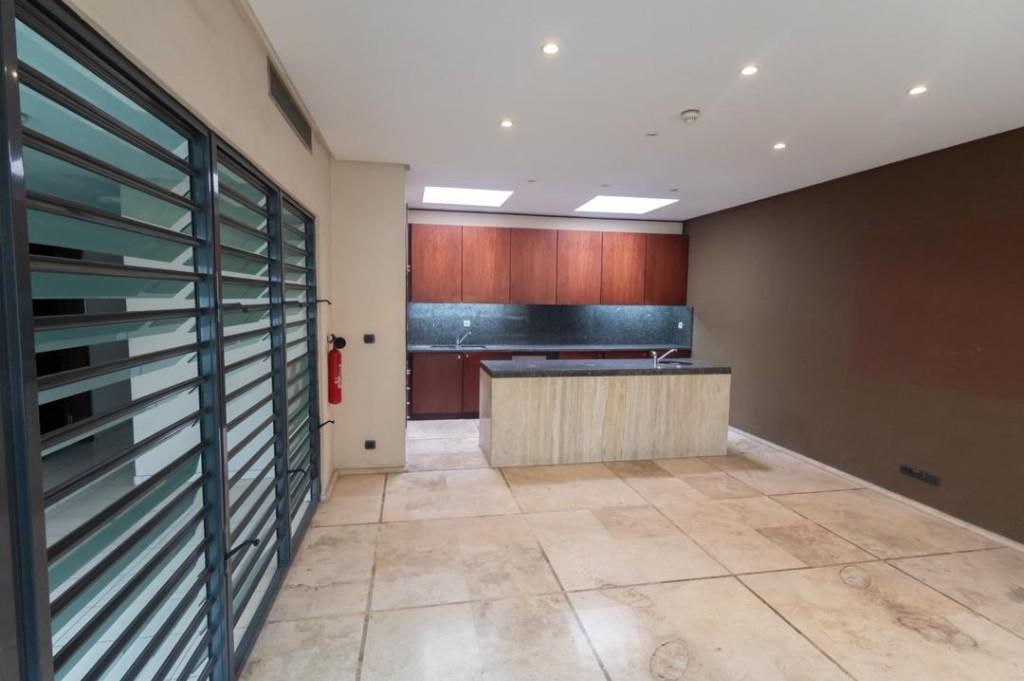 PENTHOUSE de 10 PIÈCES PLATEAU RUE DU COMMERCE en Côte d’Ivoire - Photo 10