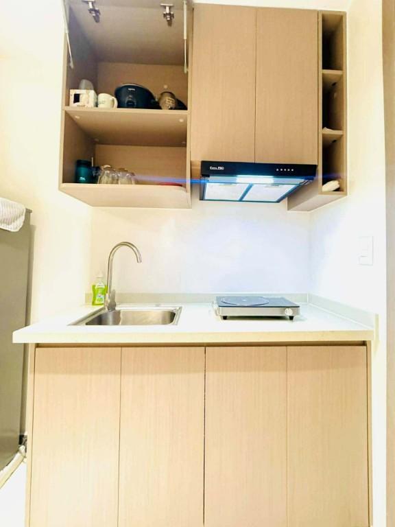 Furnished Studio for Rent ARC Towers in Consolacion - Image 1