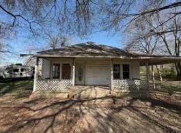 Houston St in Longview - Image 1
