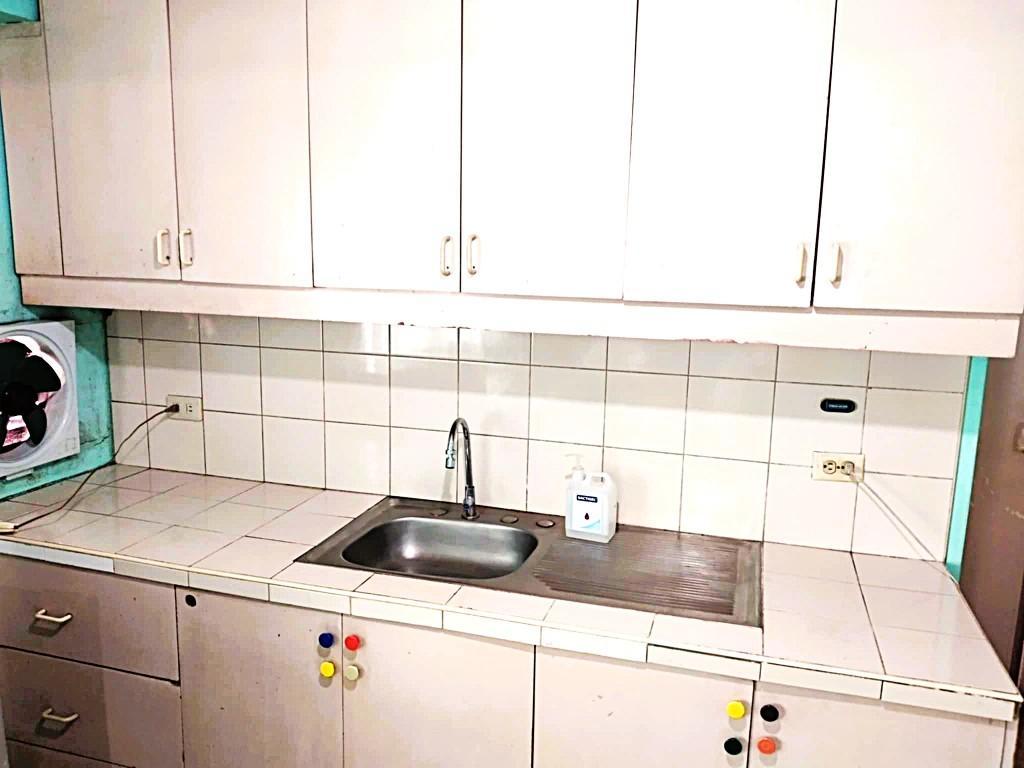 CONDO FOR RENT (BUENDIA-AYALA, MAKATI) in Lower Bicutan - Image 4