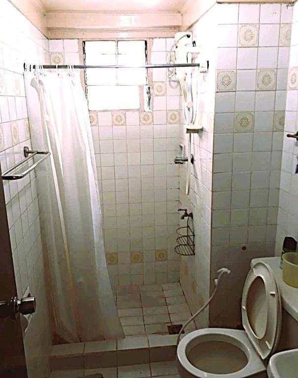 CONDO FOR RENT (BUENDIA-AYALA, MAKATI) in Lower Bicutan - Image 6