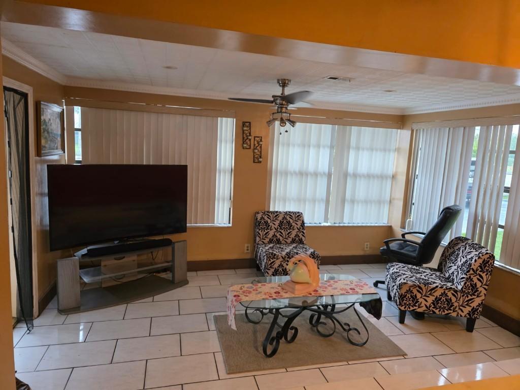 3 BED/2 BATH HOME FOR RENT IN MIAMI GARDENS in Miami - Image 1
