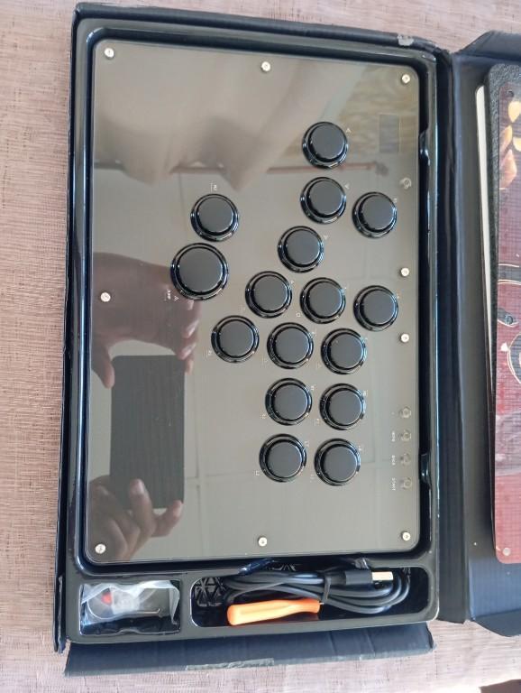 Control Gamer Cosmox Hautepad U16 en La Chorrera - Imagen 10
