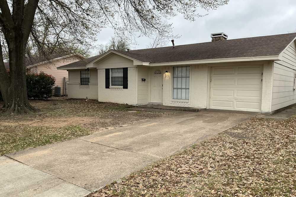 3Bed Single Family HOME For RENT In Mesquite, TX in United States - Image 1