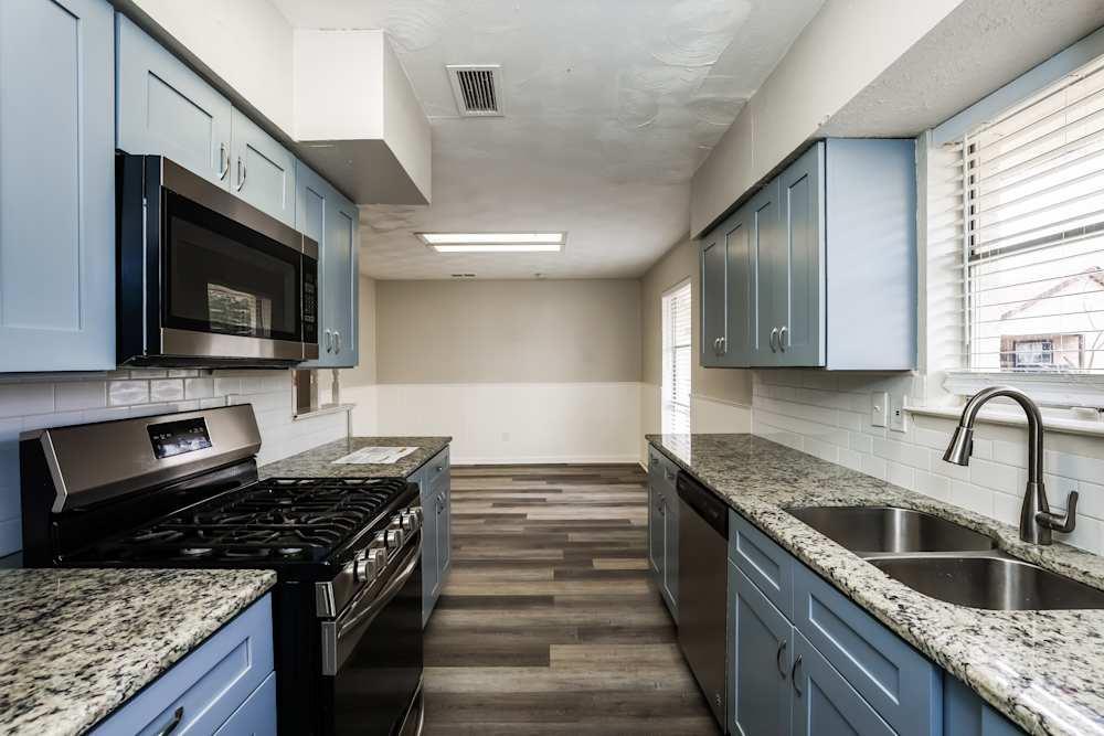 3Bed Single Family HOME For RENT In Mesquite, TX in United States - Image 5