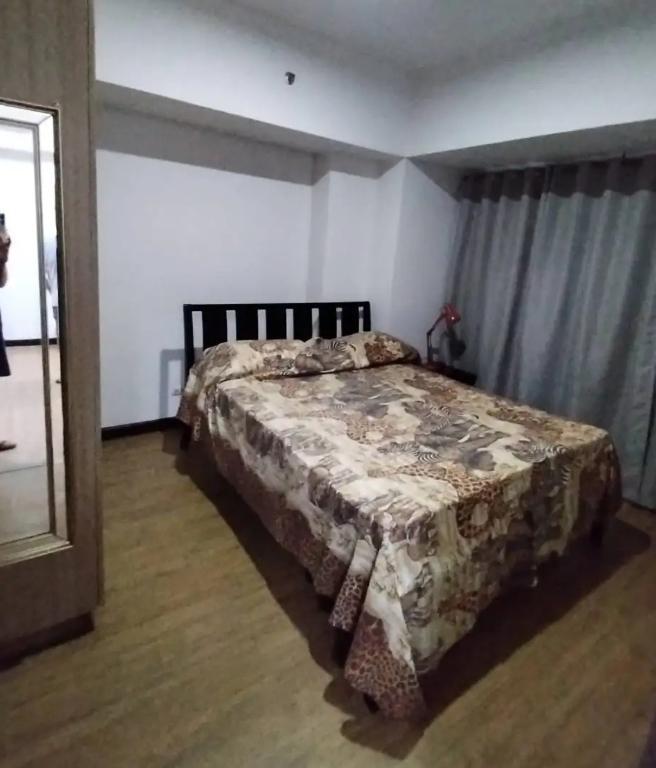 Fully furnished condo unit at One Maridien, BGC in Pansol - Image 5