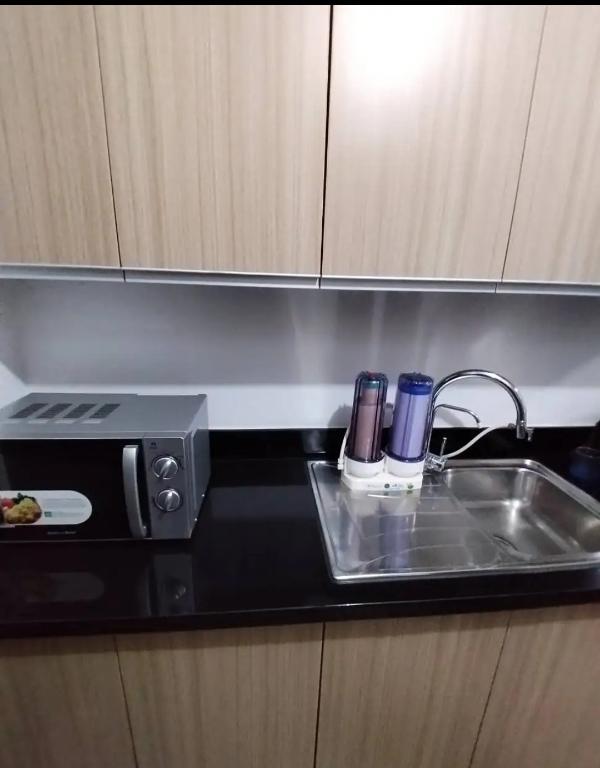 Fully furnished condo unit at One Maridien, BGC in Pansol - Image 6