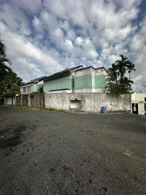 CASA CON AMPLIO TERENO EN LOS RIOS en Santo Domingo - Imagen 7