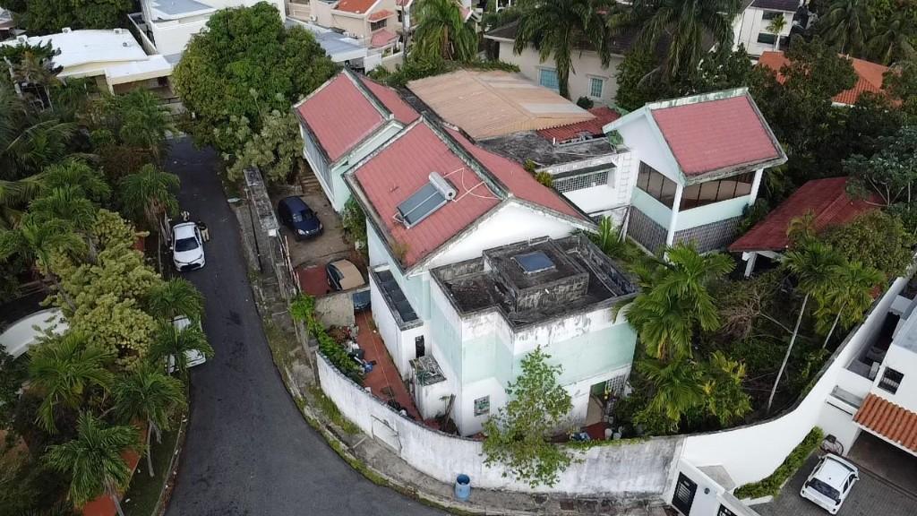 CASA CON AMPLIO TERENO EN LOS RIOS en Santo Domingo - Imagen 9