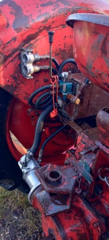 Tractor Hanomag R-40 COD. 9 en Tres Arroyos - Imagen 6
