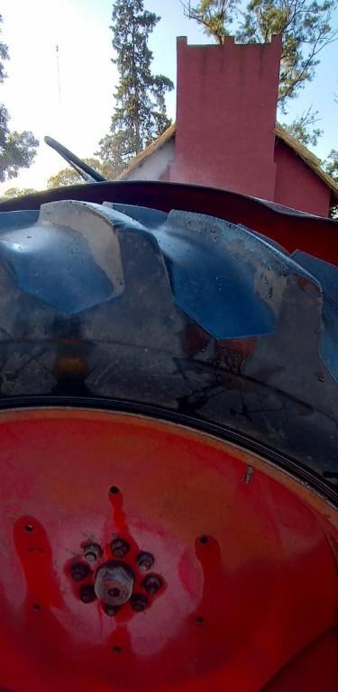 Tractor Hanomag R-40 COD. 9 en Tres Arroyos - Imagen 7