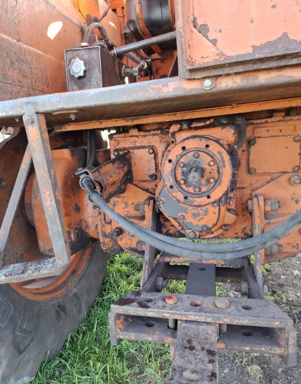 Tractor Fiat 780 R con Pala Frontal COD. 66 en Tres Arroyos - Imagen 7