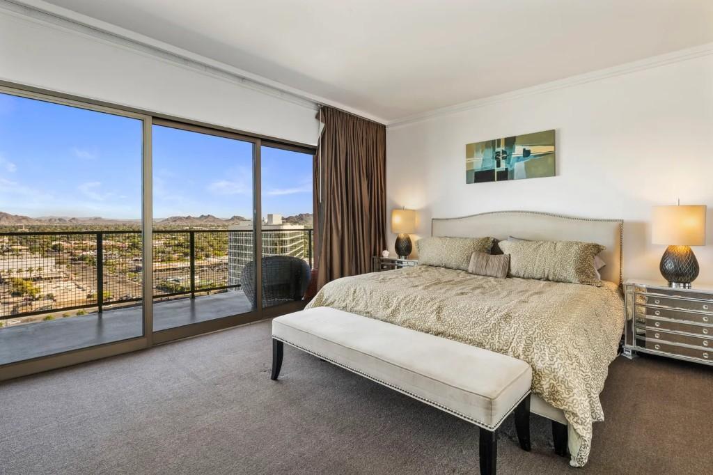 2 BEDROOM APARTMENT FOR SALE in Phoenix - Image 5