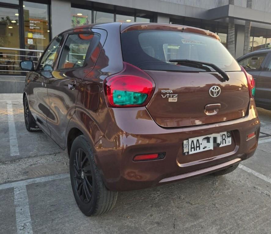 Toyota vitz en vente rapide à Abidjan - Photo 3