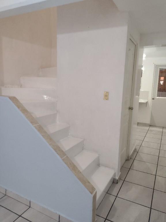 SE RENTA CASA EN CIRCUITO CERRADO en Tultitlán - Imagen 9