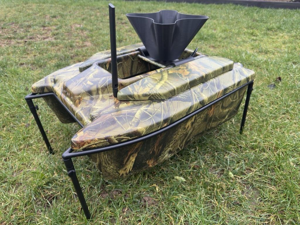 Fischfeeder Futterboot, Raymarine, Autopilot in Wien - Bild 3