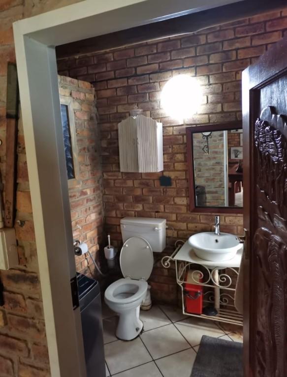 3 Bedroom House for Rent In Roodeplaat/ Kameeldrift East! in Centurion - Image 9