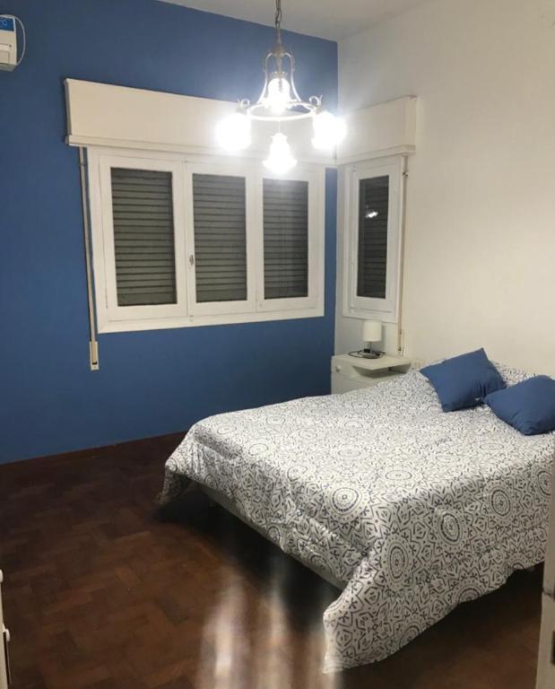 DUEÑO VENDE CASA EN ROLDAN DOS DORMITORIOS en Funes - Imagen 3
