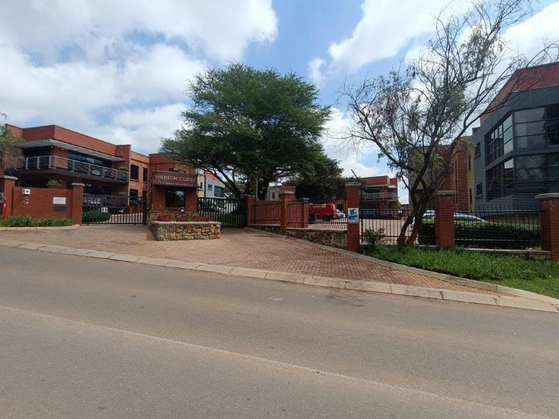 Commercial 2030-ref-18229 for Rent in Allen's Nek, Roodepoort in Randburg - Image 1